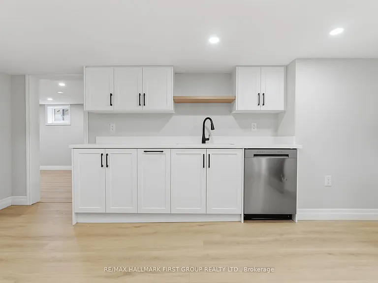 711 Central Park Blvd N #LOWER — Photo 3