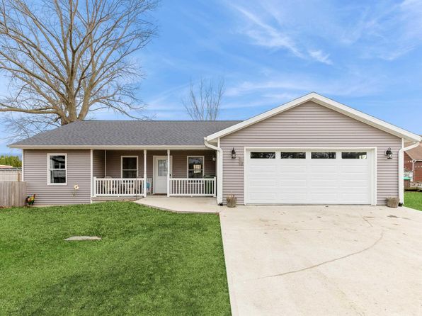 303 E Vine St, Wheatland, IA 52777
