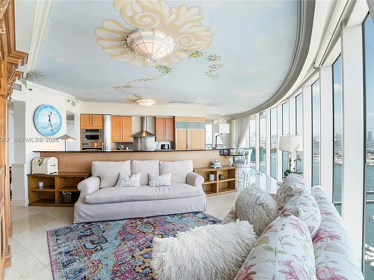 1000 S Pointe Dr #2501 — Photo 41