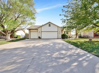 509 E Berry Ave, Rose Hill, KS 67133
