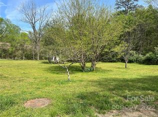 13307 Circle Dr, Charlotte, NC 28262