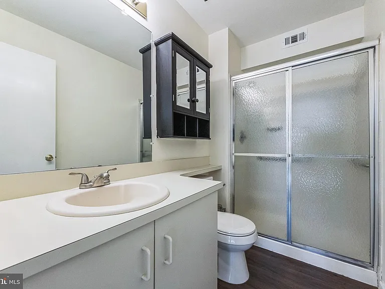 4305A Fenwick Ln — Photo 11