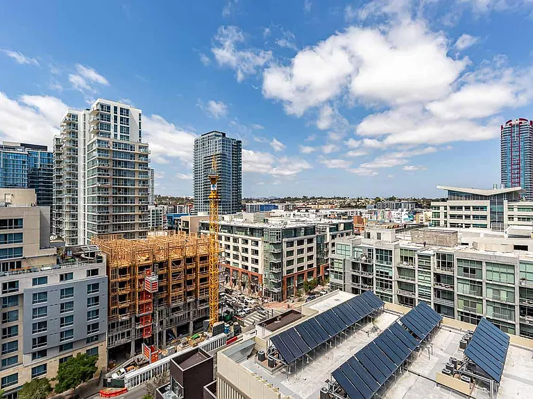 427 9th Ave #1307 — Photo 9