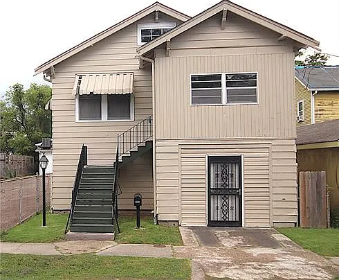 922 Hillary St — Photo 1