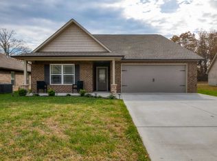 3033 Zachary Pointe Ln, Knoxville, TN 37938
