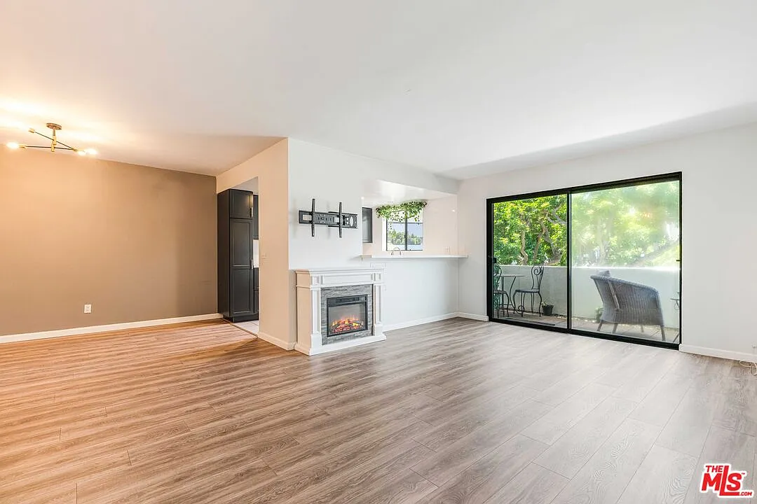 1 bed, 1.0 bath, 778 sqft, $2,835 — Photo 1