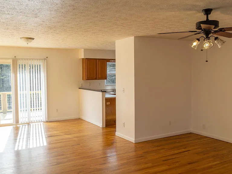 819 Monte Vista Rd — Photo 8