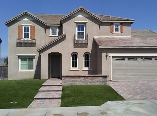 565 Drake Dr, San Jacinto, CA 92582