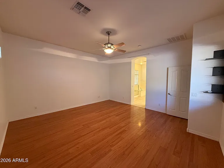 101 S Presidio Dr — Photo 14