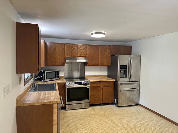 4th image of 6063 Ash St