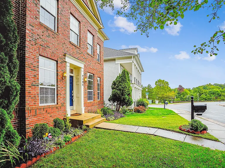 9305 Sumner Lake Blvd — Photo 37