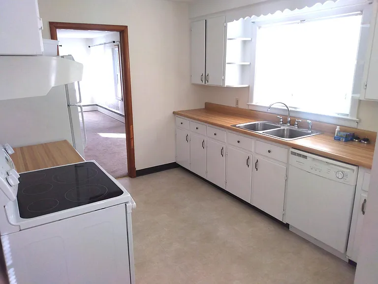 20434 Jefferson Blvd — Photo 2