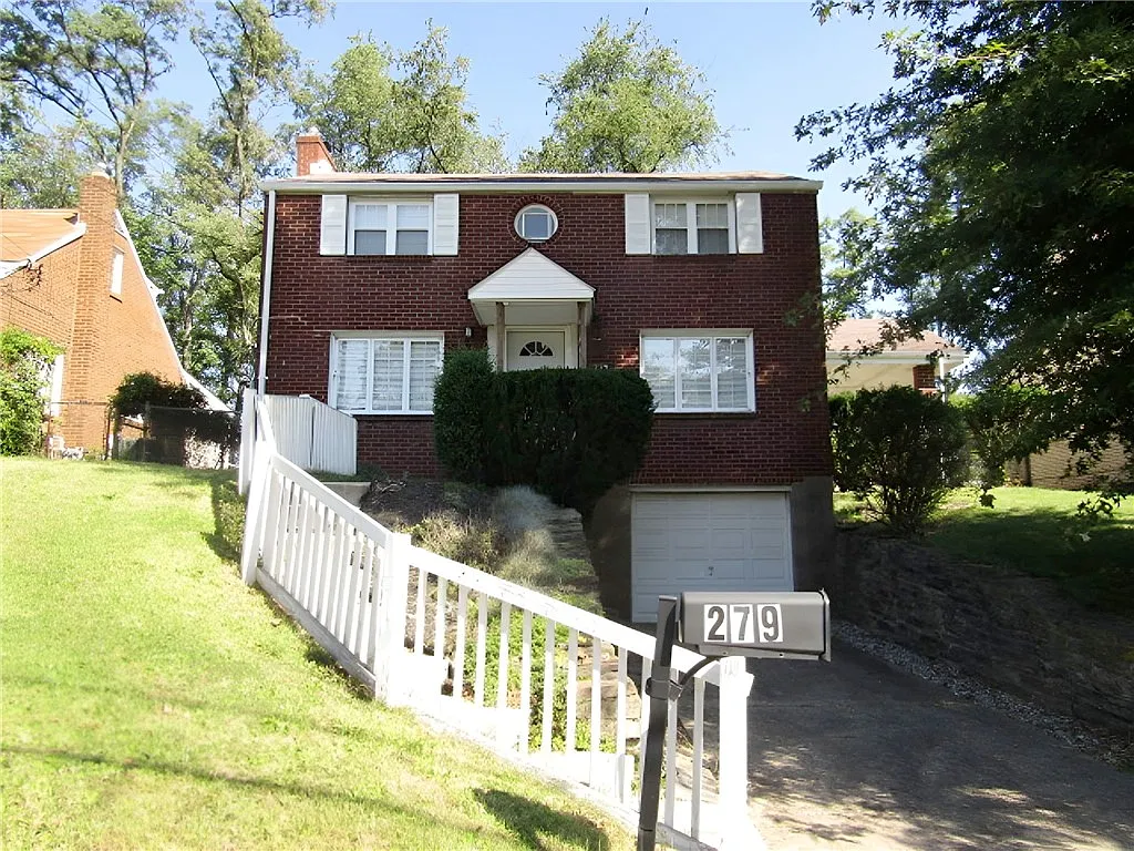 279 Pheasant Dr photo 1