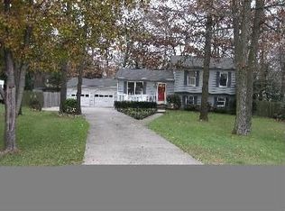 235 Oak Hollow Ct, Pasadena, MD 21122