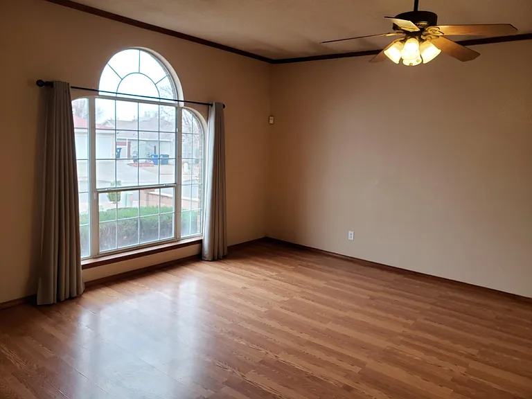 10416 Connemara Dr SW — Photo 4