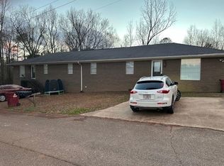 192 Courtyard Rd, Hamilton, AL 35570