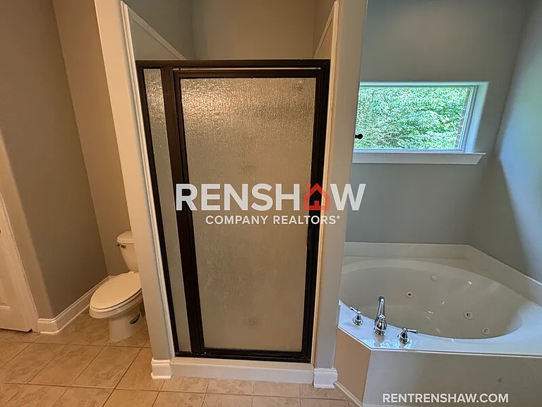 220 Armour Pl — Photo 19
