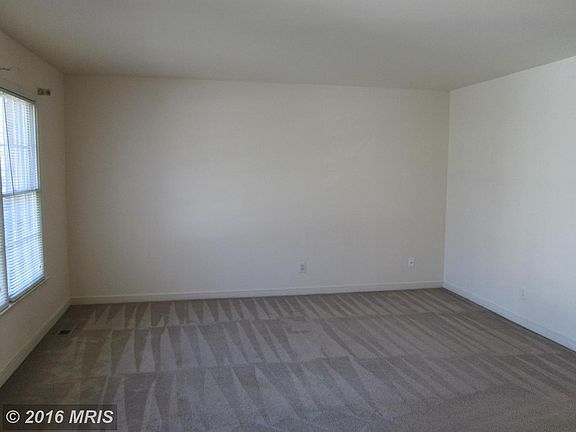 2nd image of 1345 Merry Hill Ct