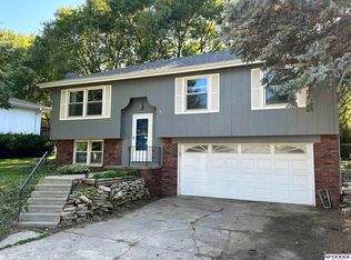 1011 N 26th Ave, Blair, NE 68008