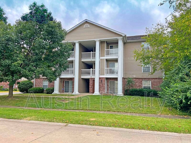 1st image of 664 Materdie Ln Unit 304