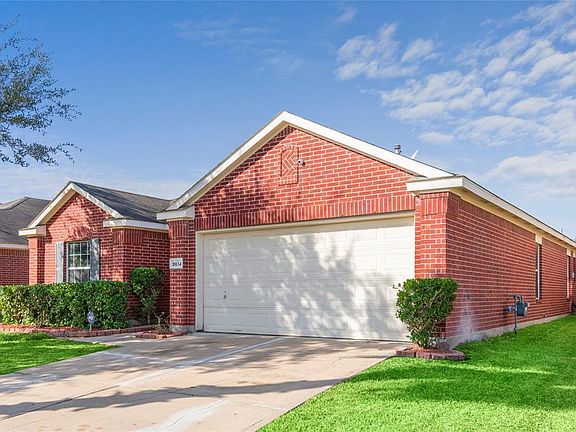 3rd image of 18134 Brightwood Park Ln