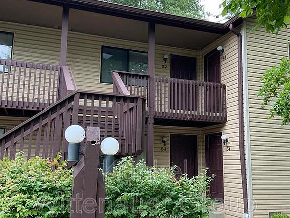 2nd image of 57 Pepperwood Ct