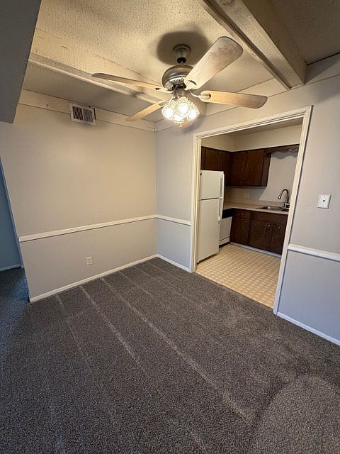1st image of 2610 S 70th St #42