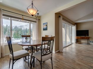 68656 E Bowmans Cir, Welches, OR 97067