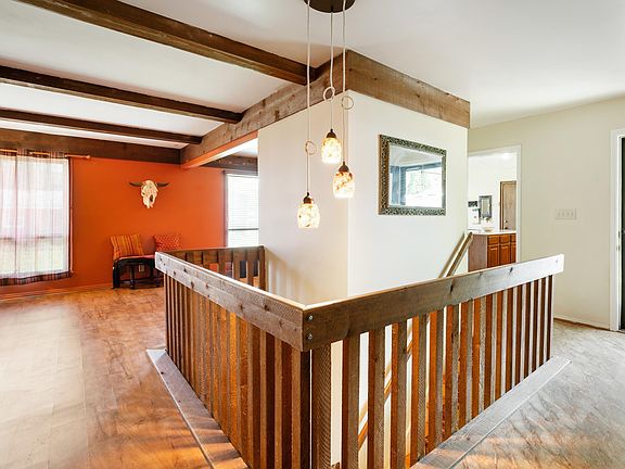 4th image of 2908 W Twickingham Dr