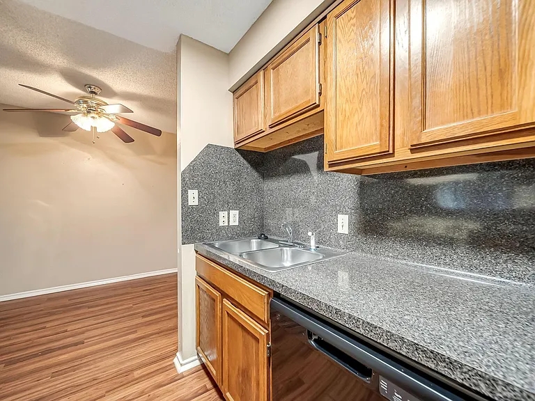 2501 Gulf Fwy #256D — Photo 26