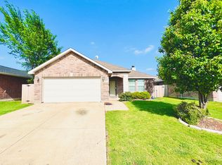 10313 Roosevelt Gap Ct, Fort Worth, TX 76140
