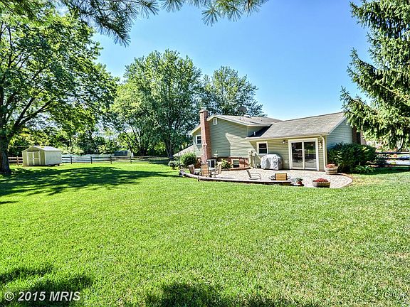 4th image of 7305 Aspen Ct