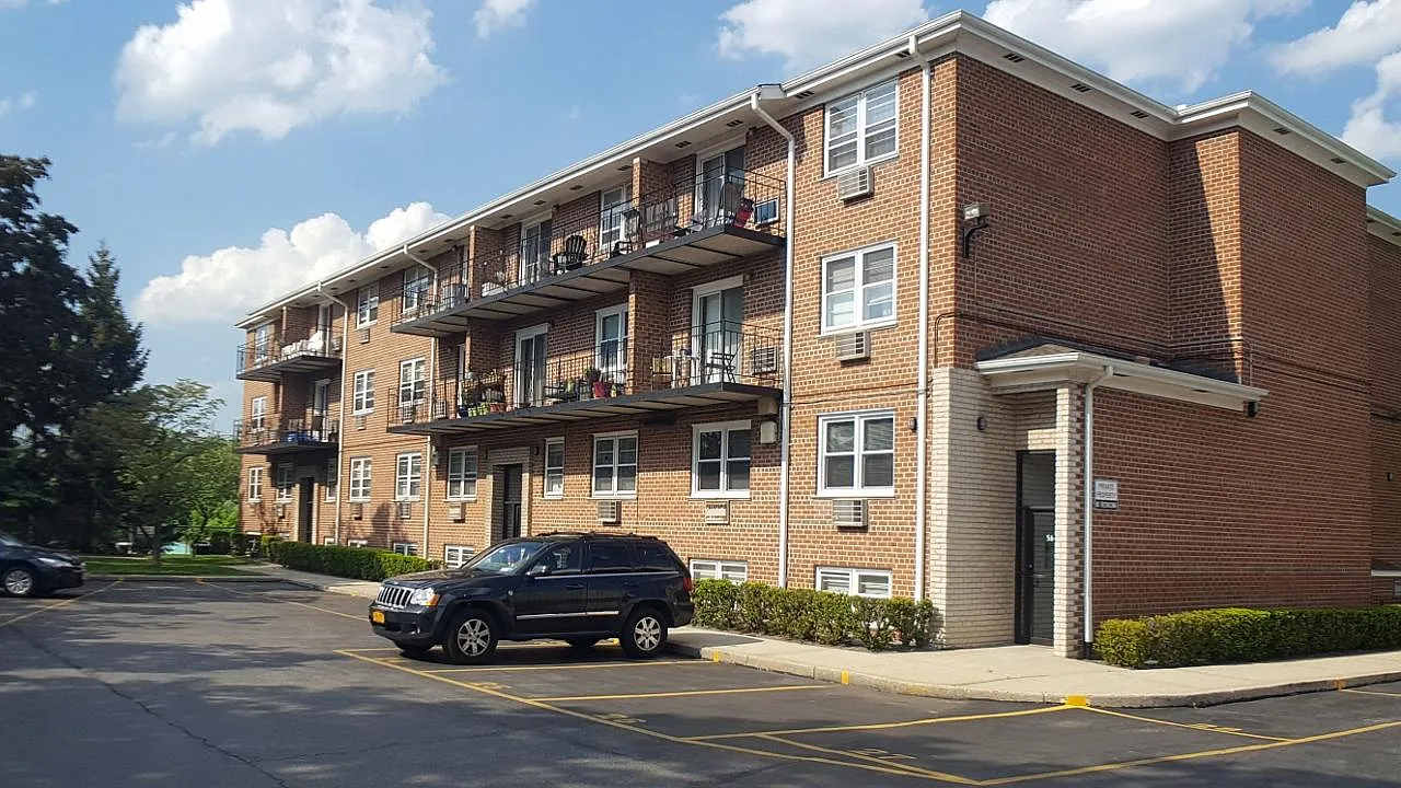 1 bed, $2,250 — Photo 2
