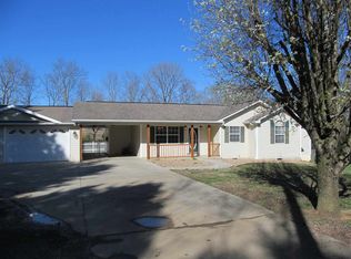 120 Lake Rd, Madisonville, TN 37354