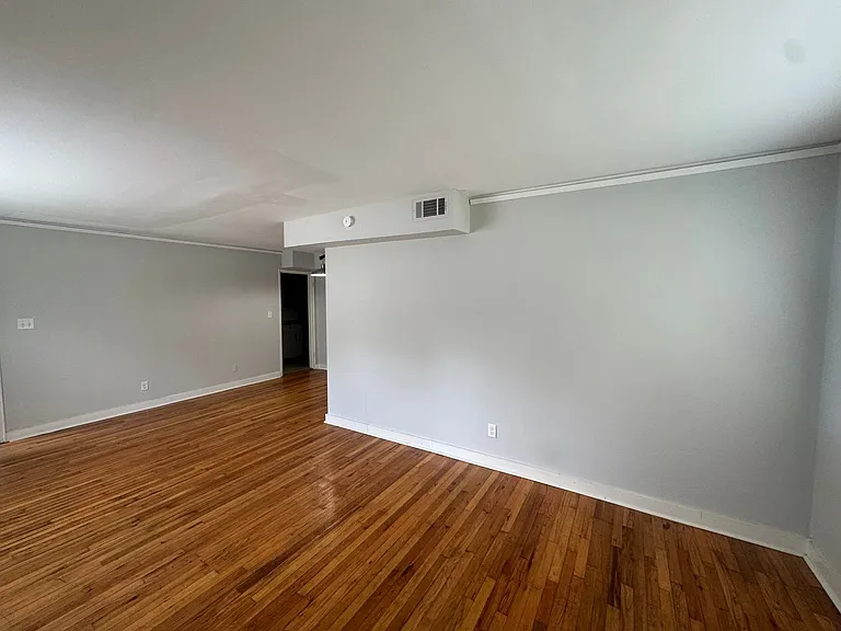 3206 Wellington Rd — Photo 22