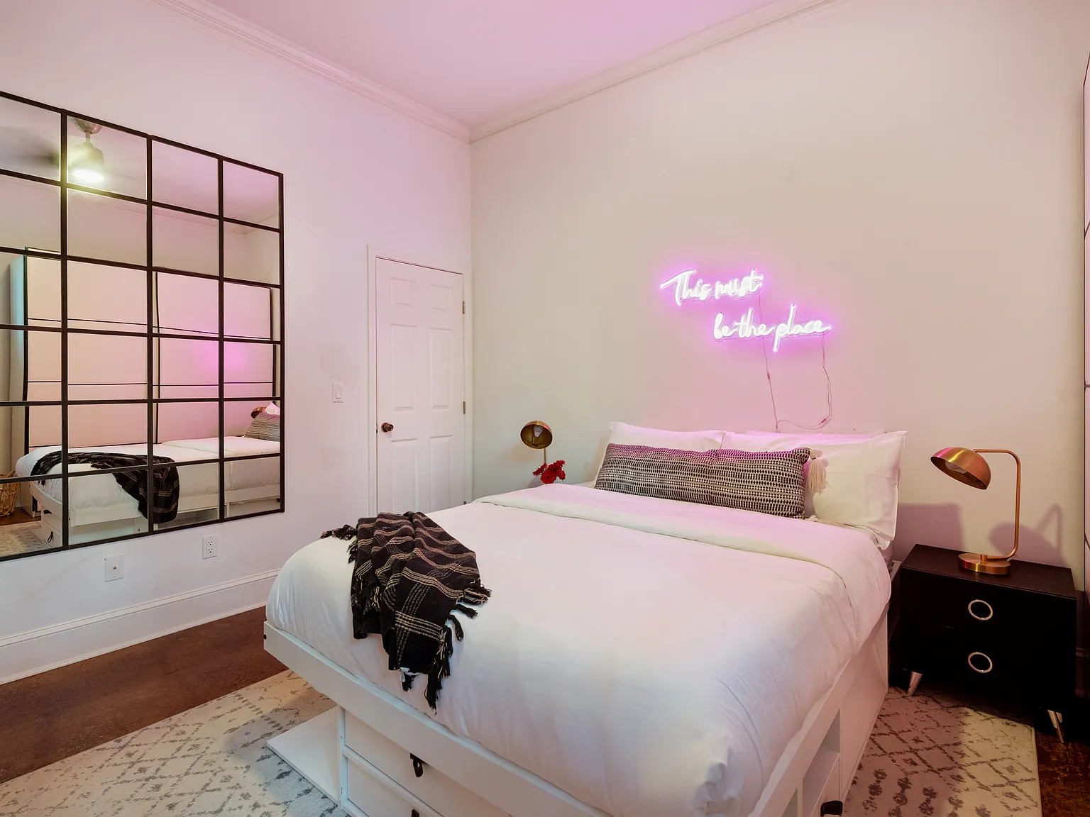 1 bed, 1000 sqft, $2,800 — Photo 2