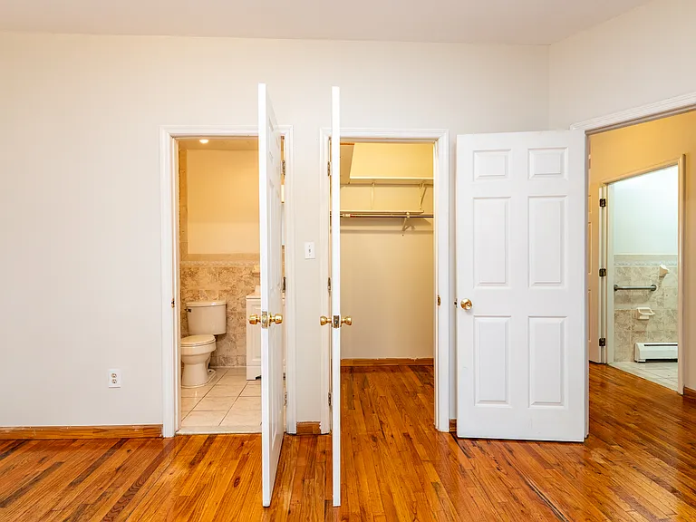 317 Pulaski St #1 — Photo 7