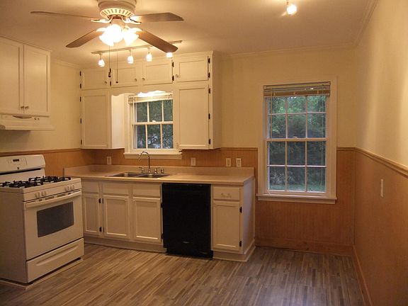 5th image of 8715 Daytonia Ave