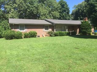 1724 Sycamore Dr, Benton, KY 42025