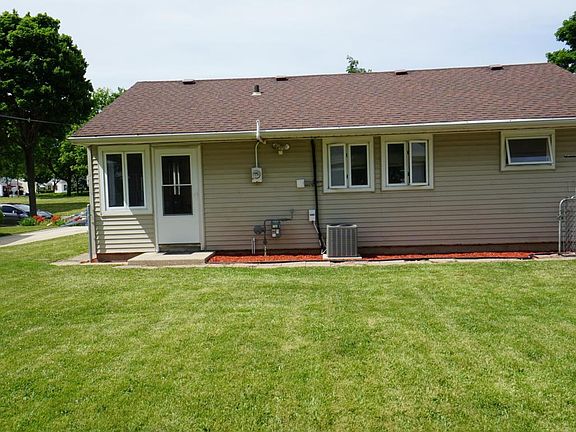 4th image of 6811 W Kinnickinnic River Pkwy
