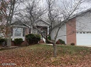 18 Dickens Ln, Fairfield Glade, TN 38558