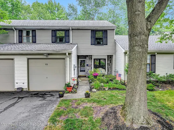 102 Surrey Court, Oceanport, NJ 07757