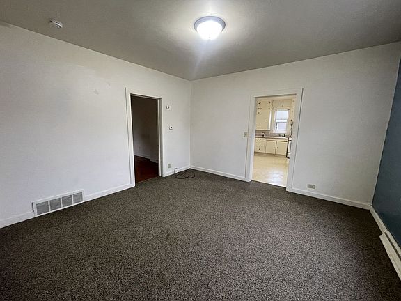 3rd image of 600 W Lincoln Ave #600