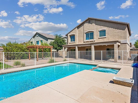 4th image of 4133 E WESTCHESTER Drive