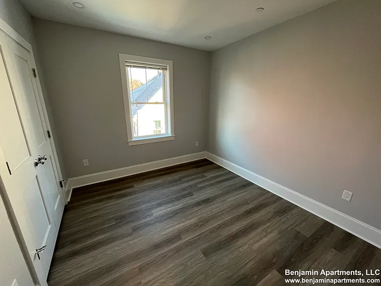80 N Beacon St #5 — Photo 5