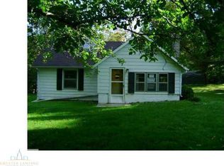 132 Hamilton St, Dimondale, MI 48821