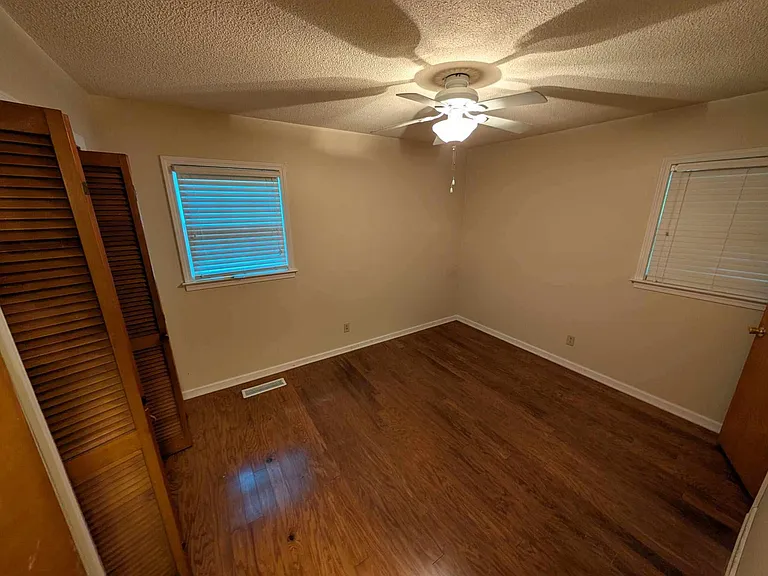 317 Grant Dr — Photo 14