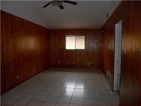2nd image of 13918 Oak Leaf Ln