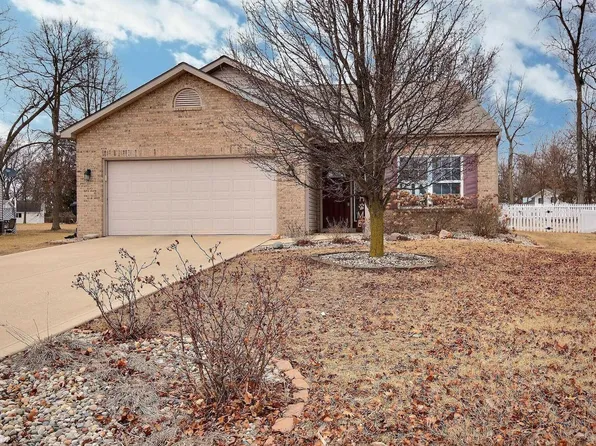 2224 Morgan Creek Dr, Fort Wayne, IN 46808