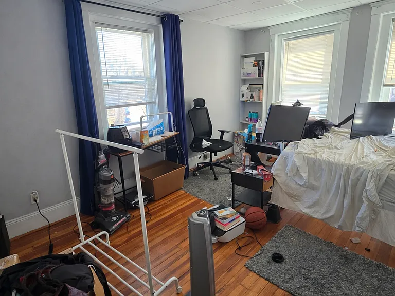 1211 Commonwealth Ave #4F — Photo 4